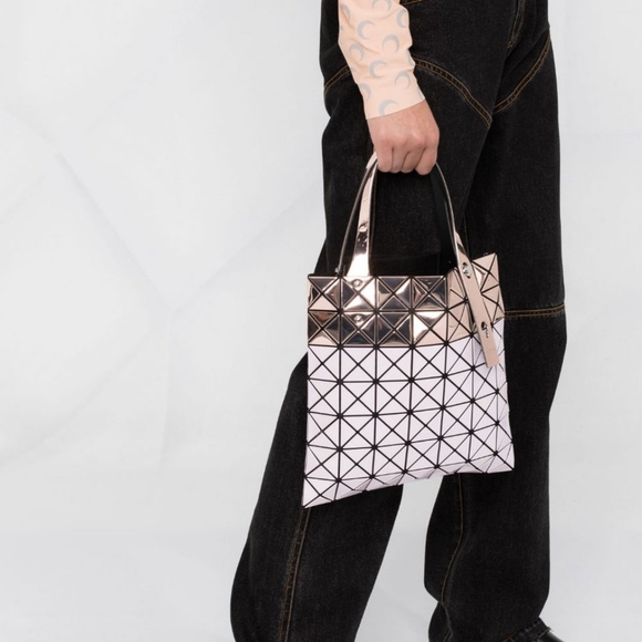 BaoBao Issey Miyake platinum mermaid pink and gold tote bag - Picture 7 of 11